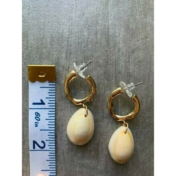 Gold Hoop Round Dangle Drop Earrings Shell Boho Beach NEW Los Angeles Boutique - Picture 6 of 6
